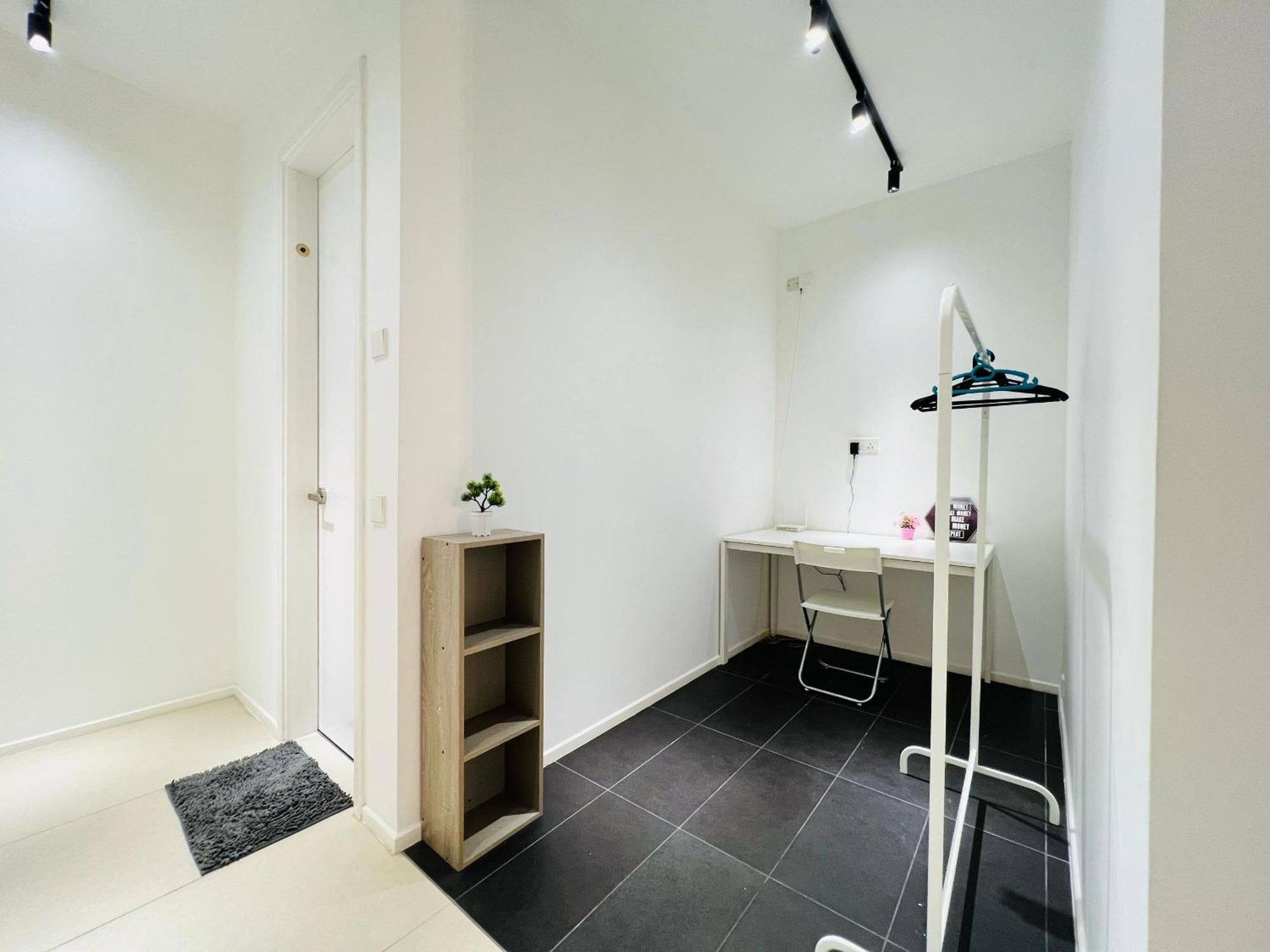 Apartment Arcoris Mont Kiara By Deurban